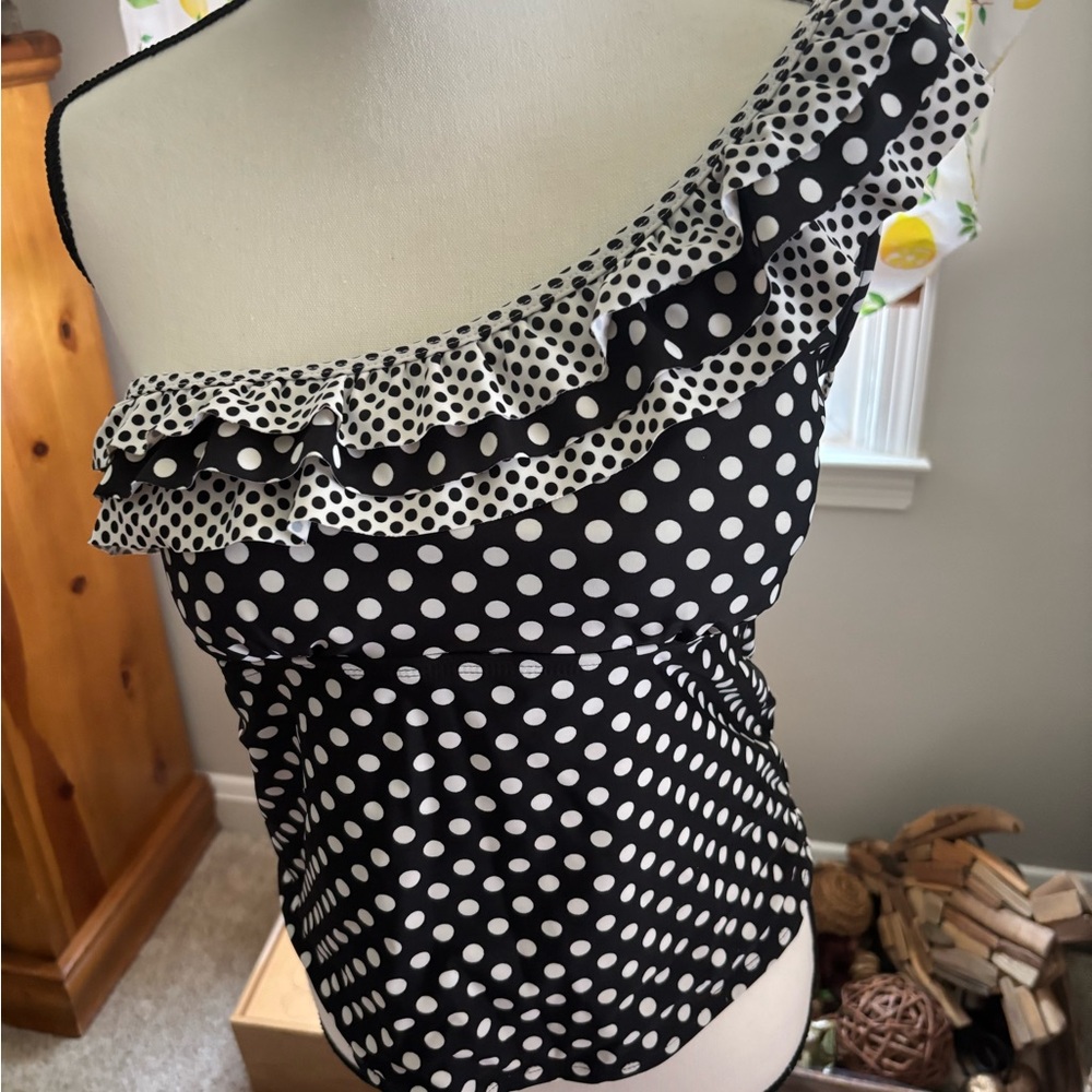 OP  Swim tankini Black and White Polka Dot . Size Large 11-13.